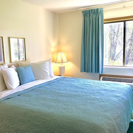 Americas Best Value Inn & Suites - Bluffton Exteriör bild