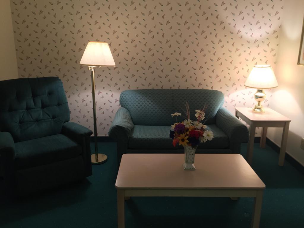 Americas Best Value Inn & Suites - Bluffton Exteriör bild