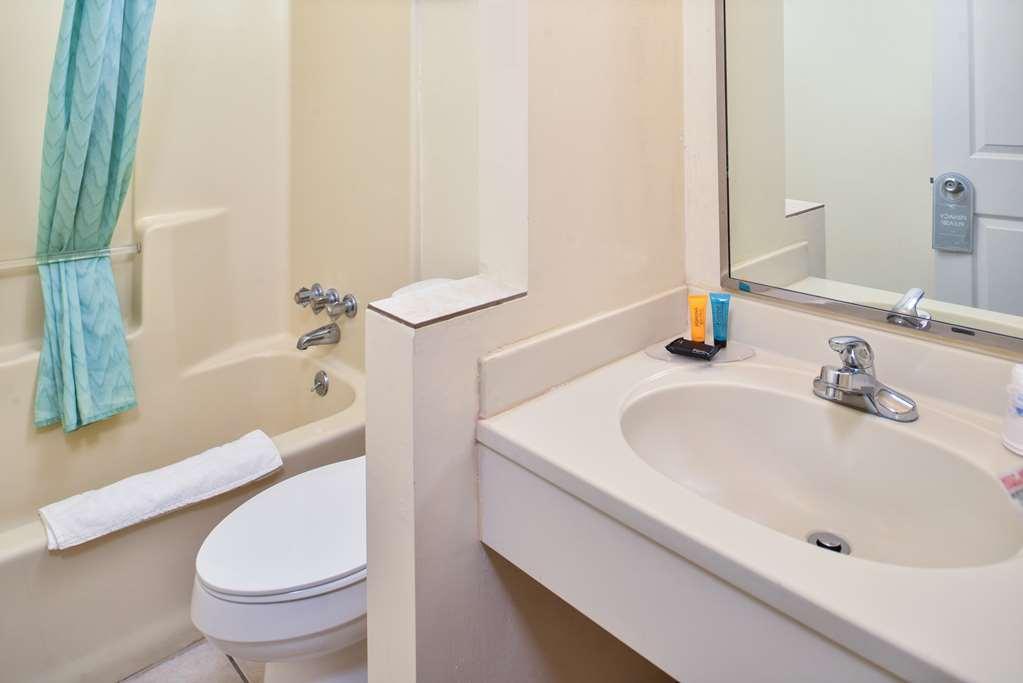 Americas Best Value Inn & Suites - Bluffton Exteriör bild