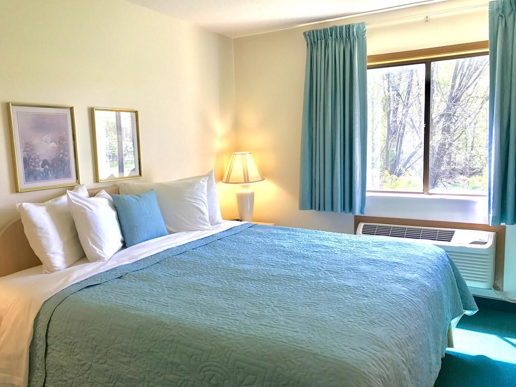 Americas Best Value Inn & Suites - Bluffton Exteriör bild