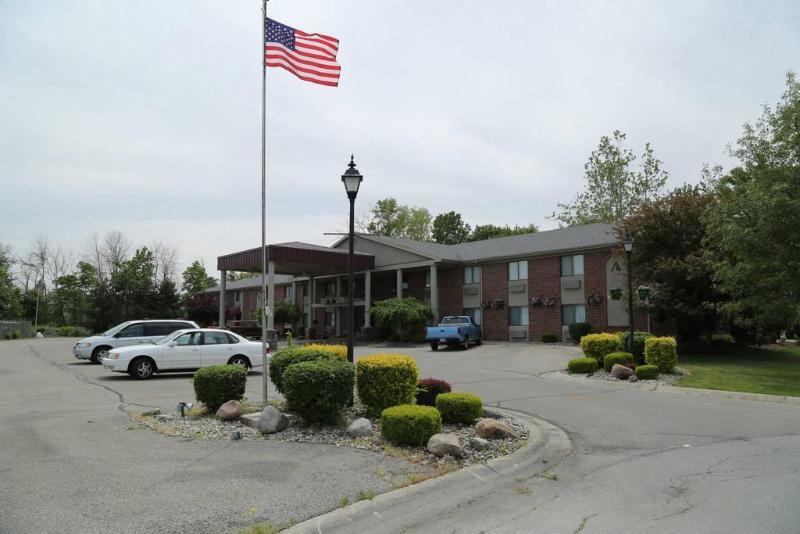 Americas Best Value Inn & Suites - Bluffton Exteriör bild