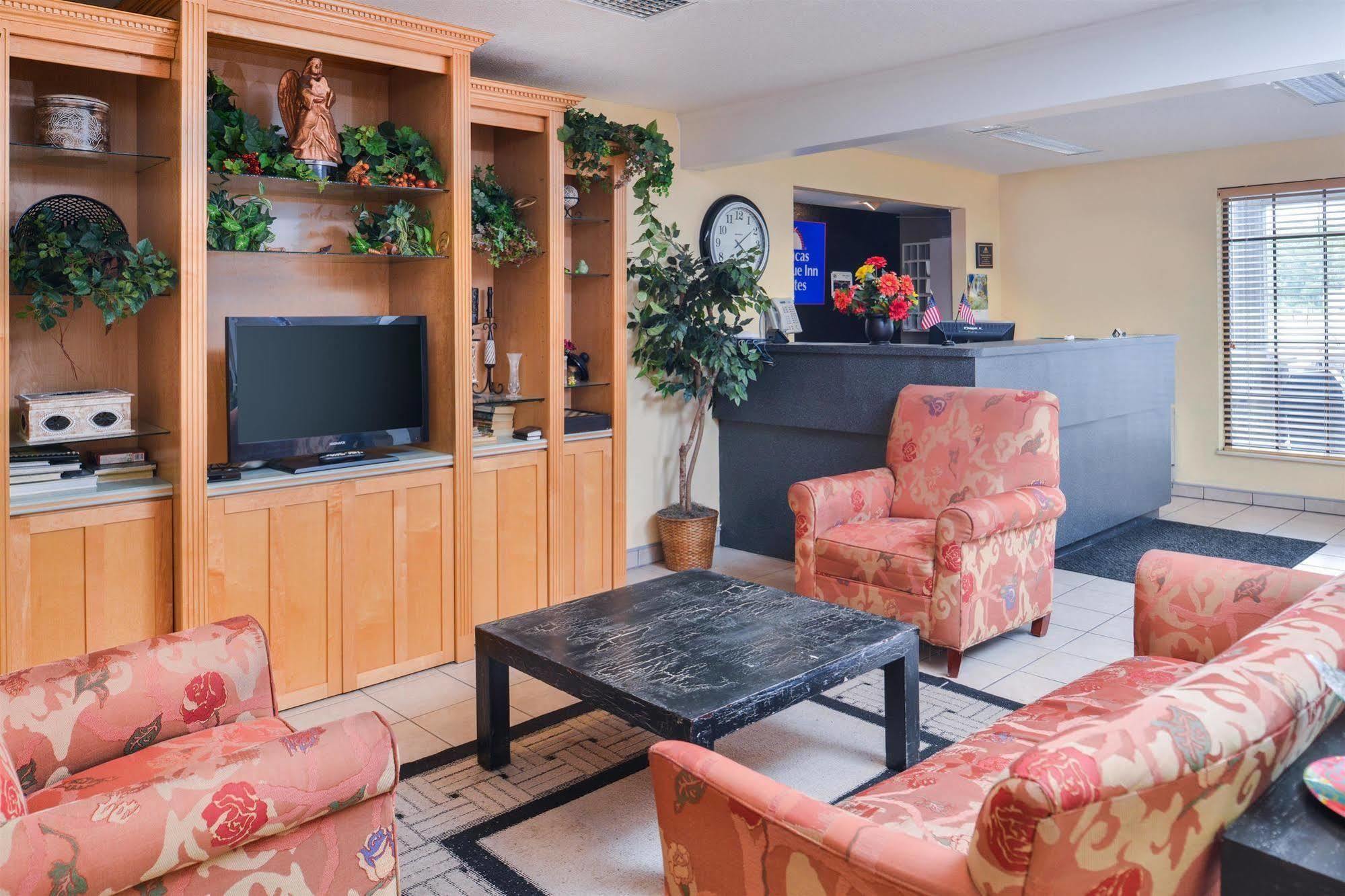 Americas Best Value Inn & Suites - Bluffton Exteriör bild