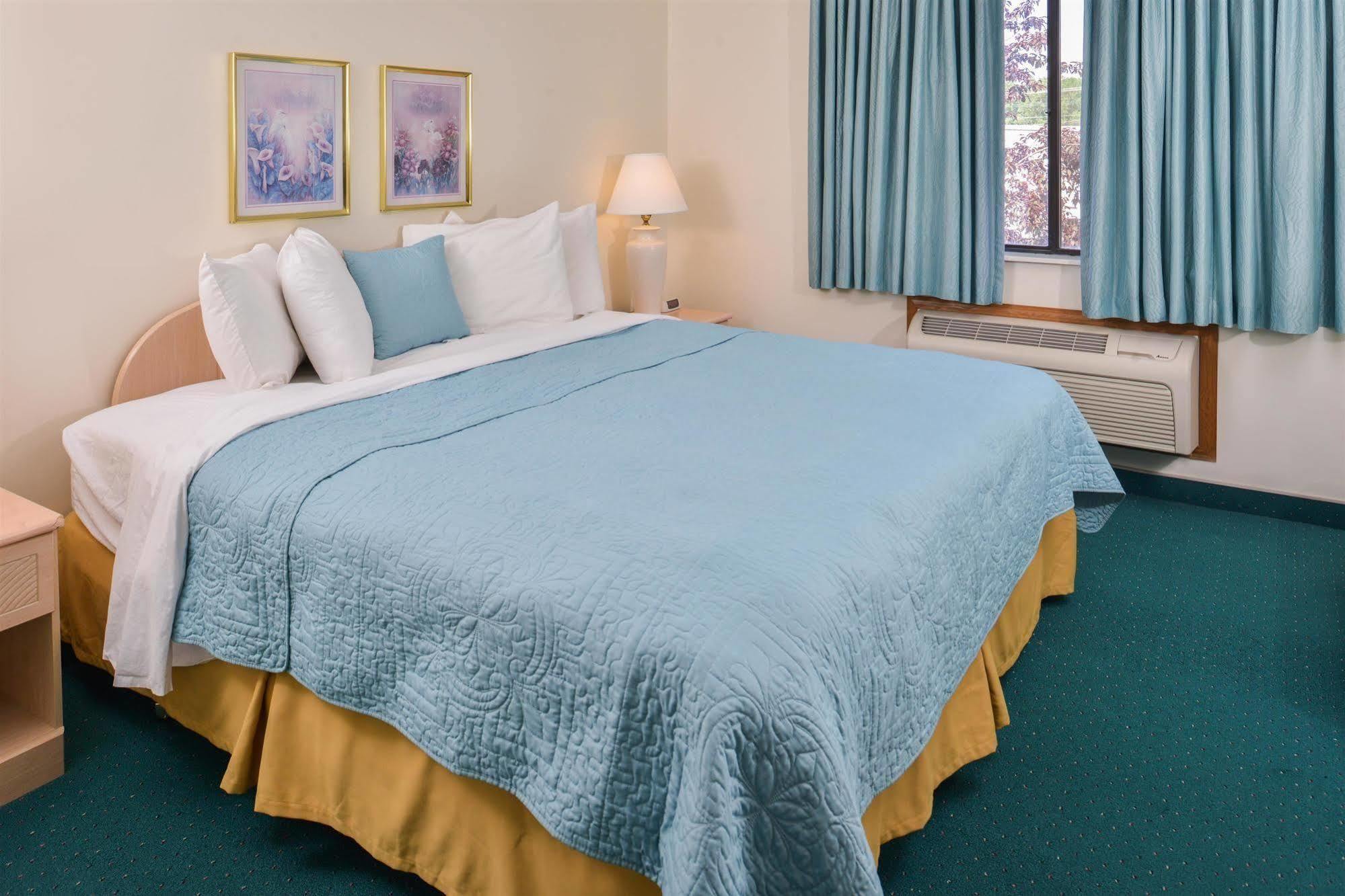 Americas Best Value Inn & Suites - Bluffton Exteriör bild