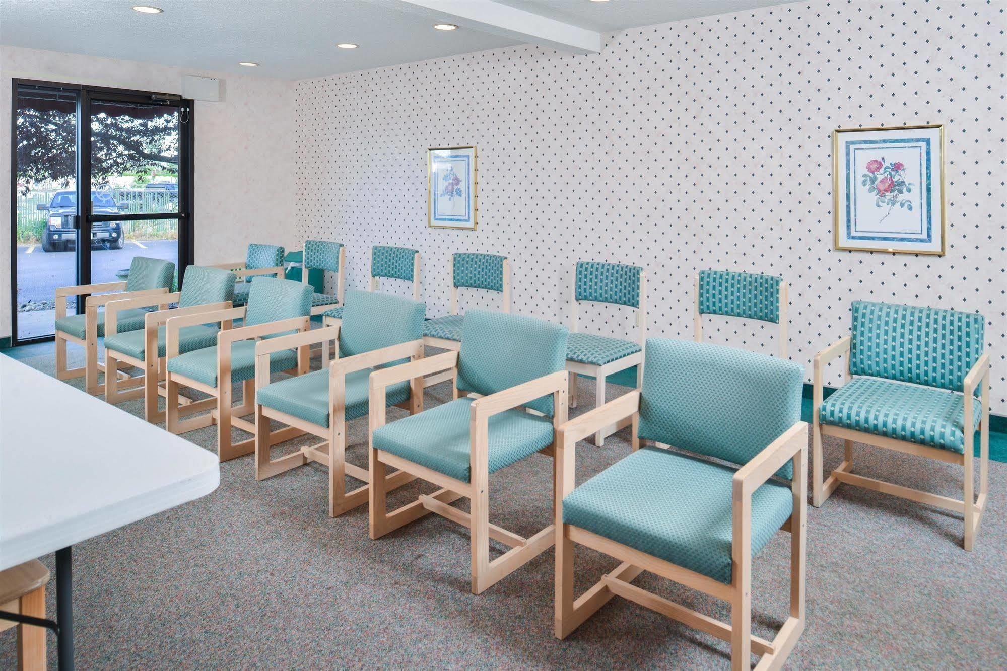 Americas Best Value Inn & Suites - Bluffton Exteriör bild